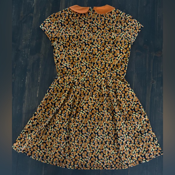 Halloween Candy Corn dress with pockets! OOAK M - Picture 4 of 7